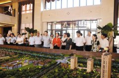 家和盛陪同博大领导视察房地产项目进展情况